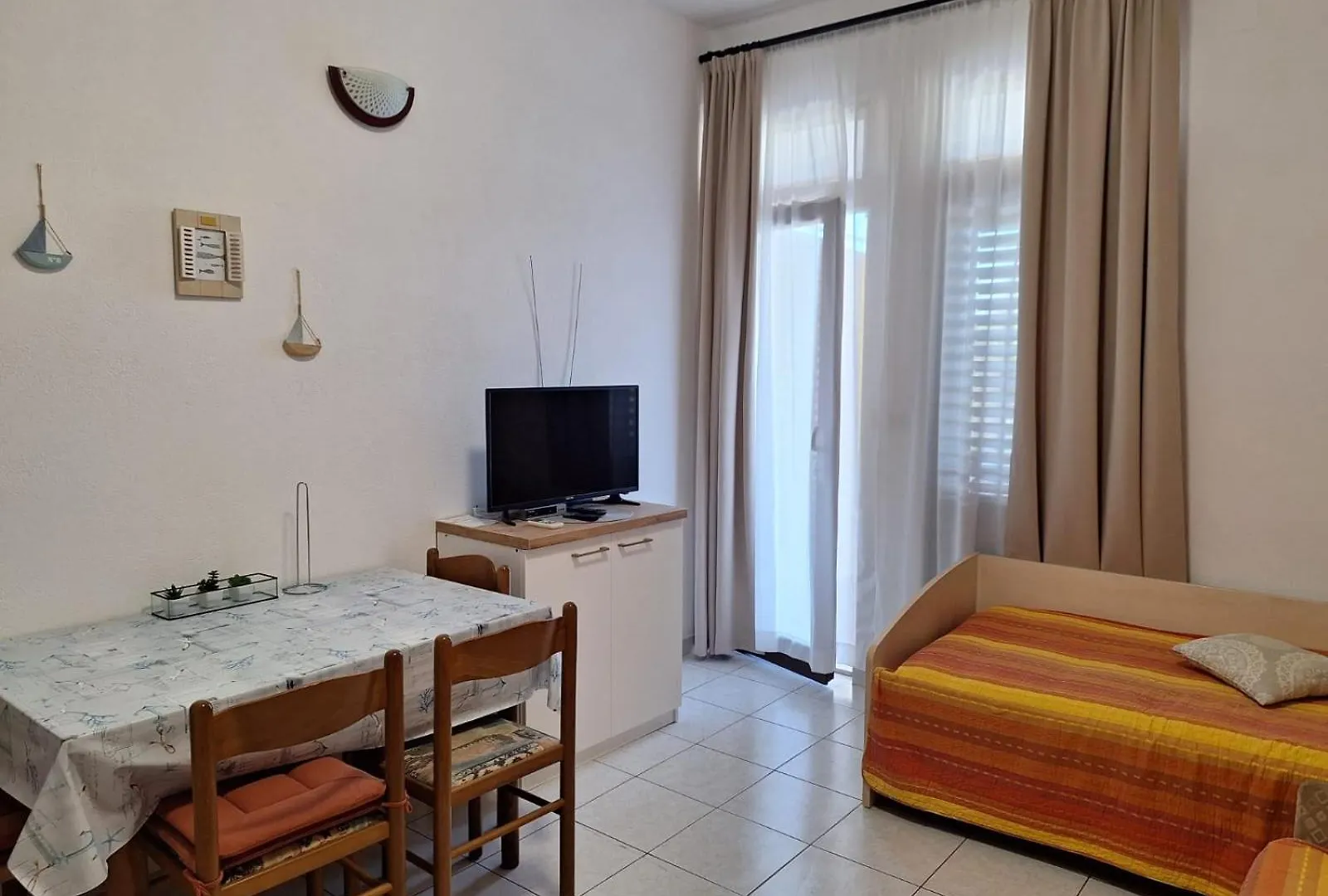 Apartments Grzanov Sutomišćica Horvátország